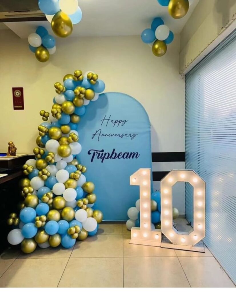 anniversary-balloon-decoration-mumbai.jpg